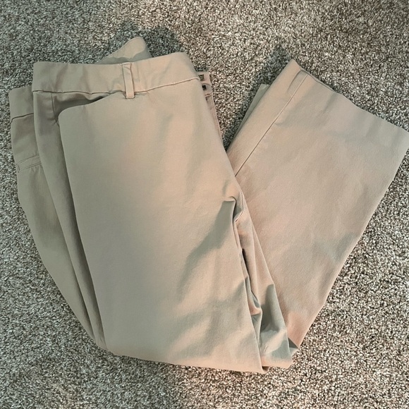 Old Navy Cropped Pixie Slacks - Picture 1 of 5